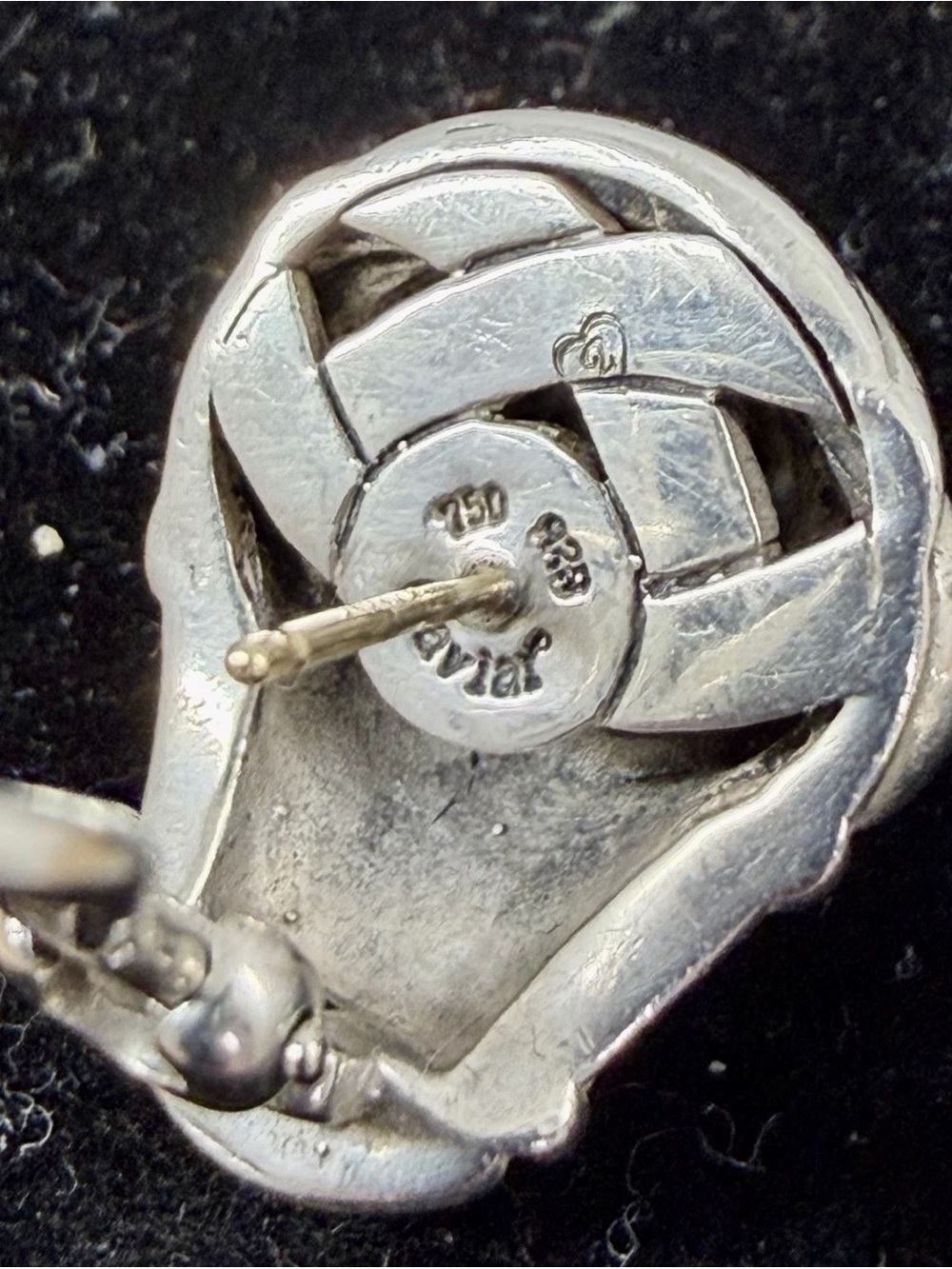 LAGOS CAVIAR Sterling & 18K Yellow Gold Ribbon Dome Criss Cross Post Earrings - Picture 9 of 12